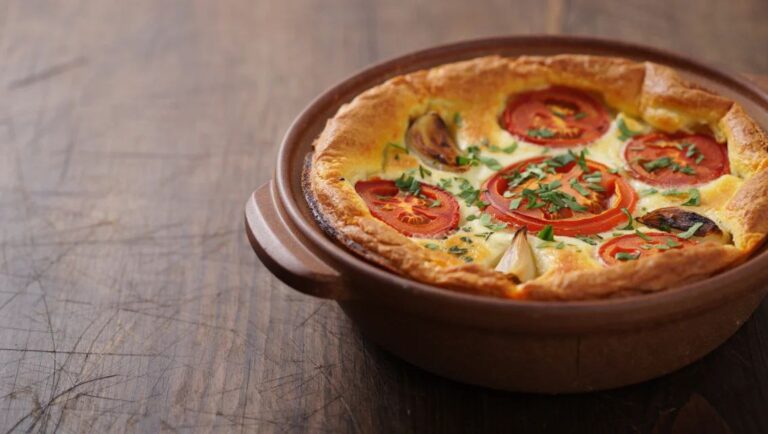 Bowl-Cake-Sale-a-la-Tomate-et-a-la-Mozzarella
