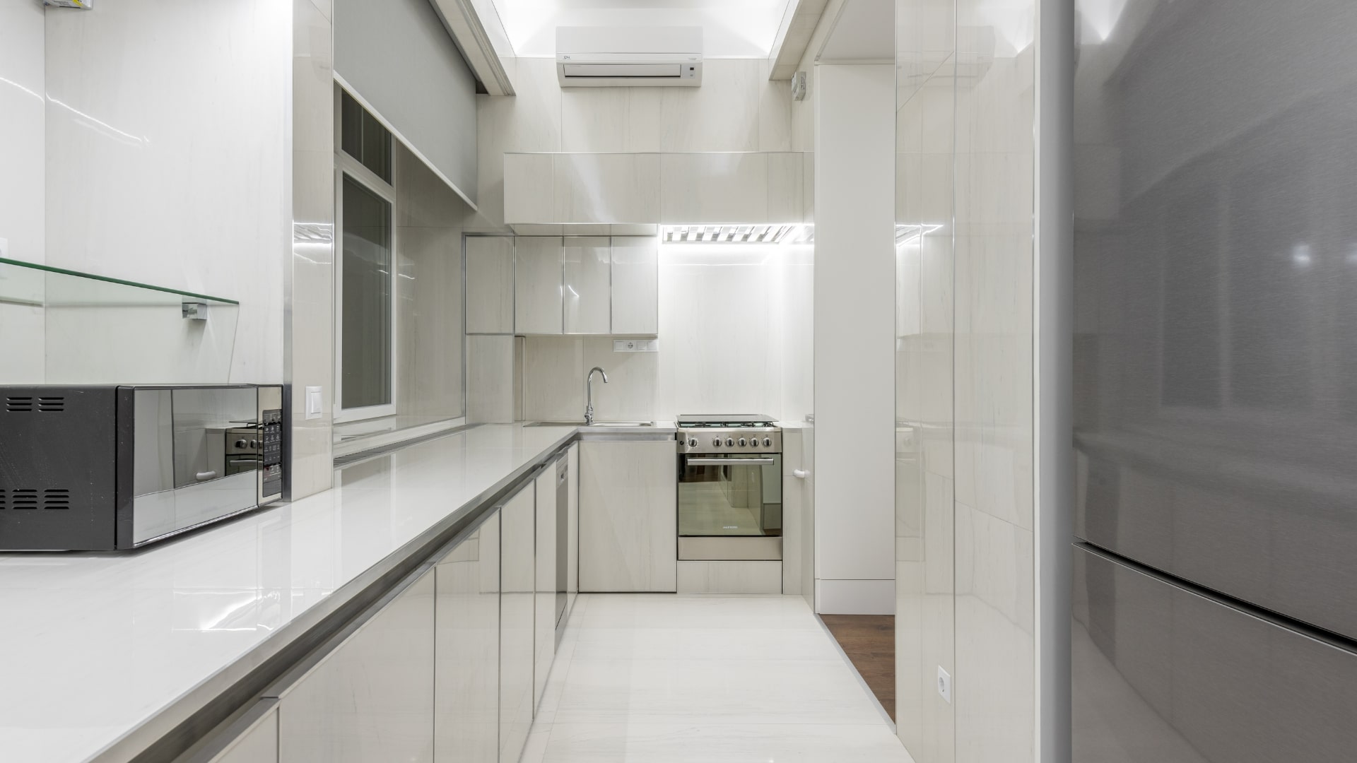 amenager-petite-cuisine-fermee